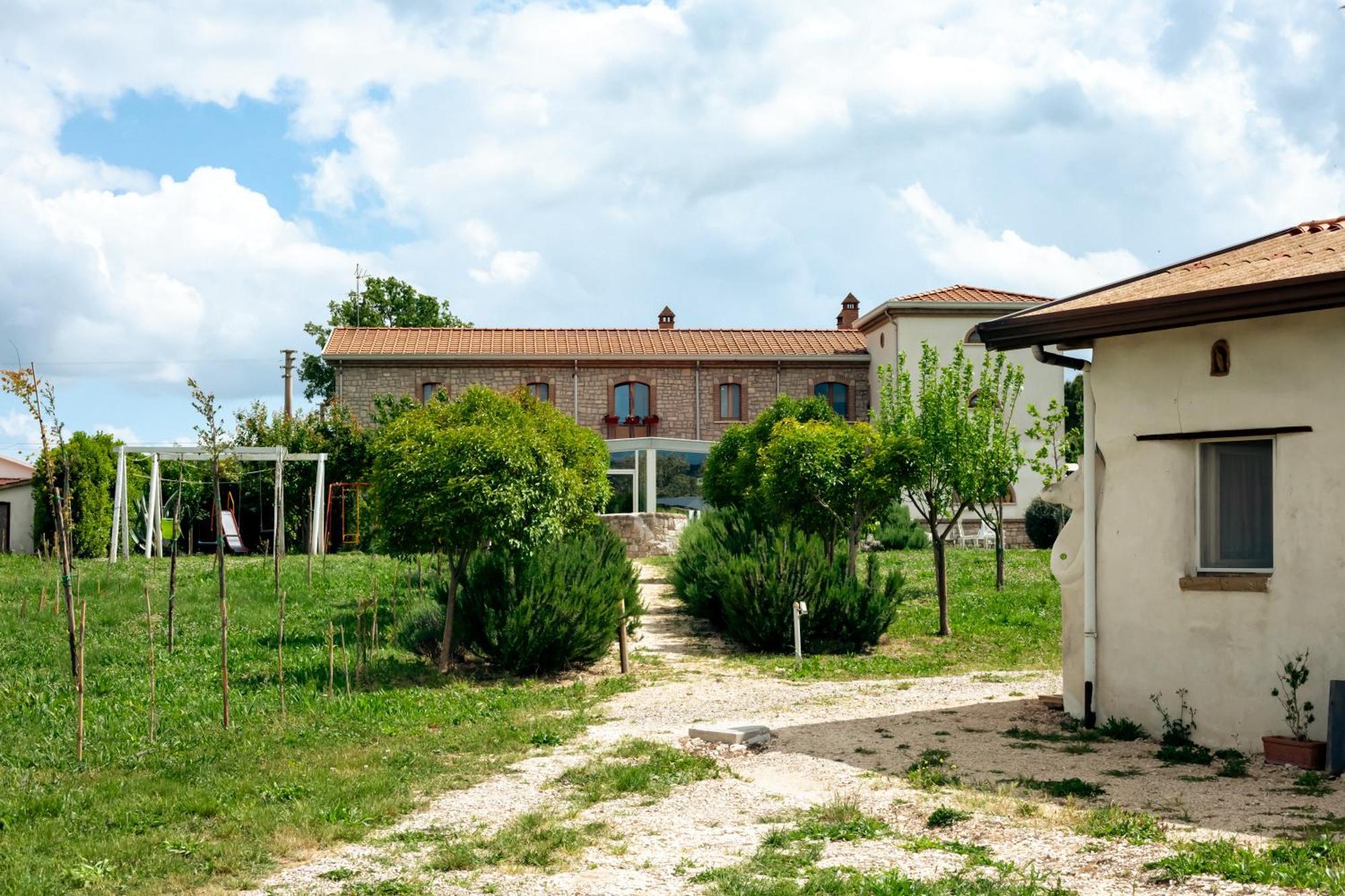 Masseria Fontana Dei Fieri Pietrelcina Exterior photo
