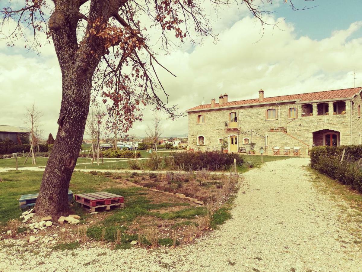 Masseria Fontana Dei Fieri Pietrelcina Exterior photo